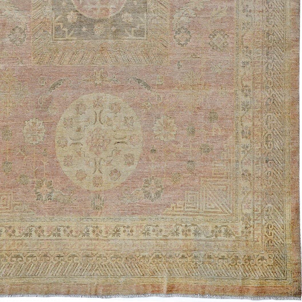 Fine Hand-knotted Vintage Style Wool Rug 264cm x 374cm