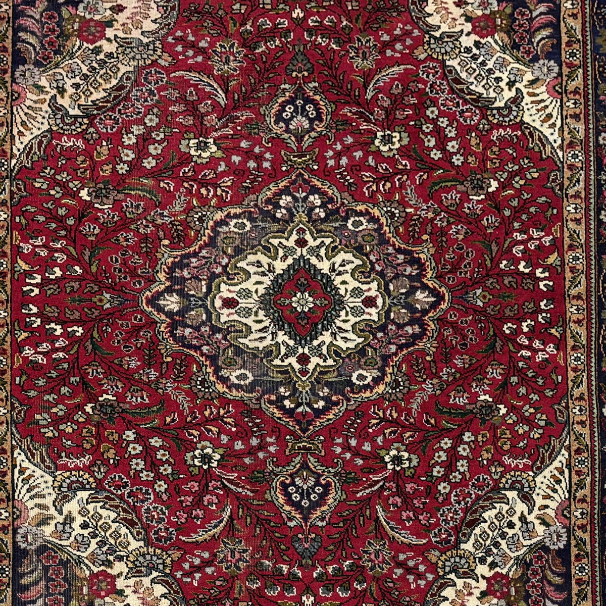 Hand-knotted Wool Tabriz Persian Rug  200cm x 292cm