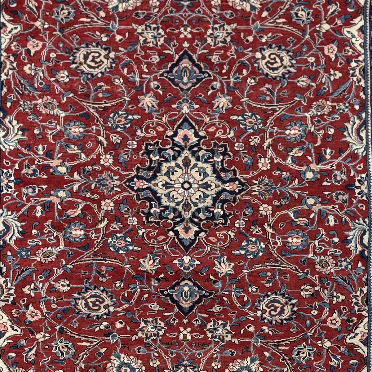 Hand-knotted Wool Lillian Persian Rug 210cm x 320cm