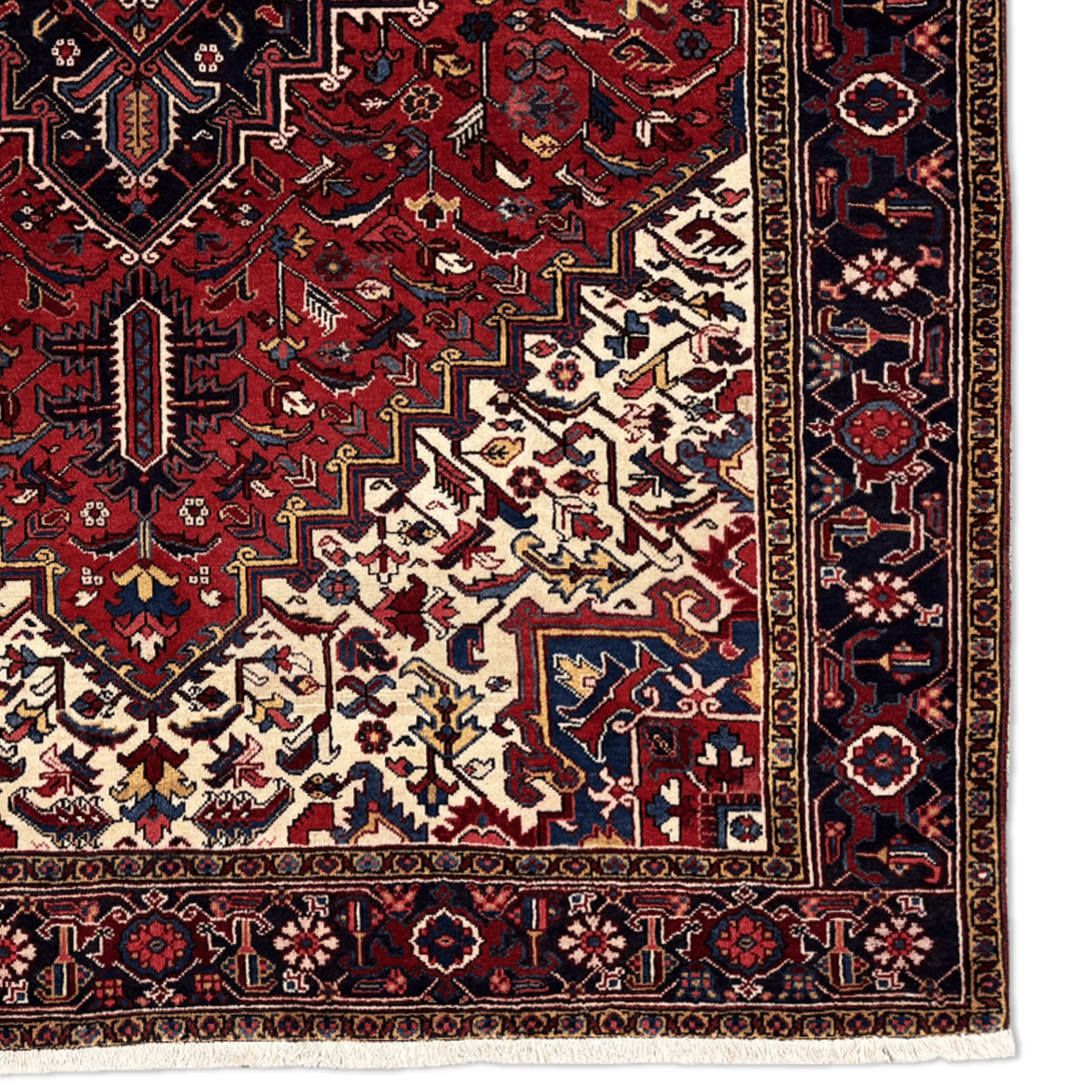 Fine Hand-knotted Wool Gravan Heriz Persian Rug 219cm x 348cm