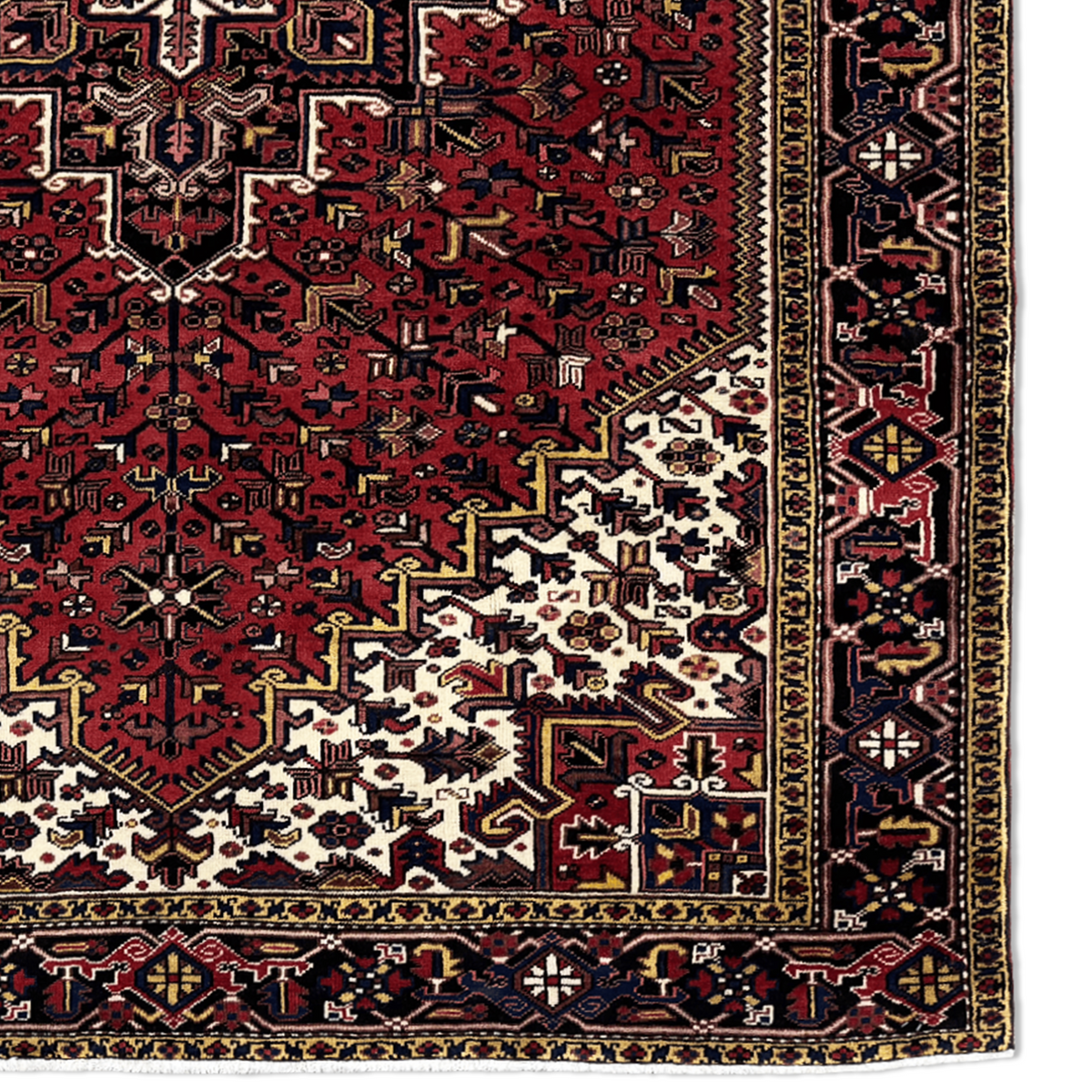 Fine Hand-knotted Wool Persian Heriz 227cm x 323cm