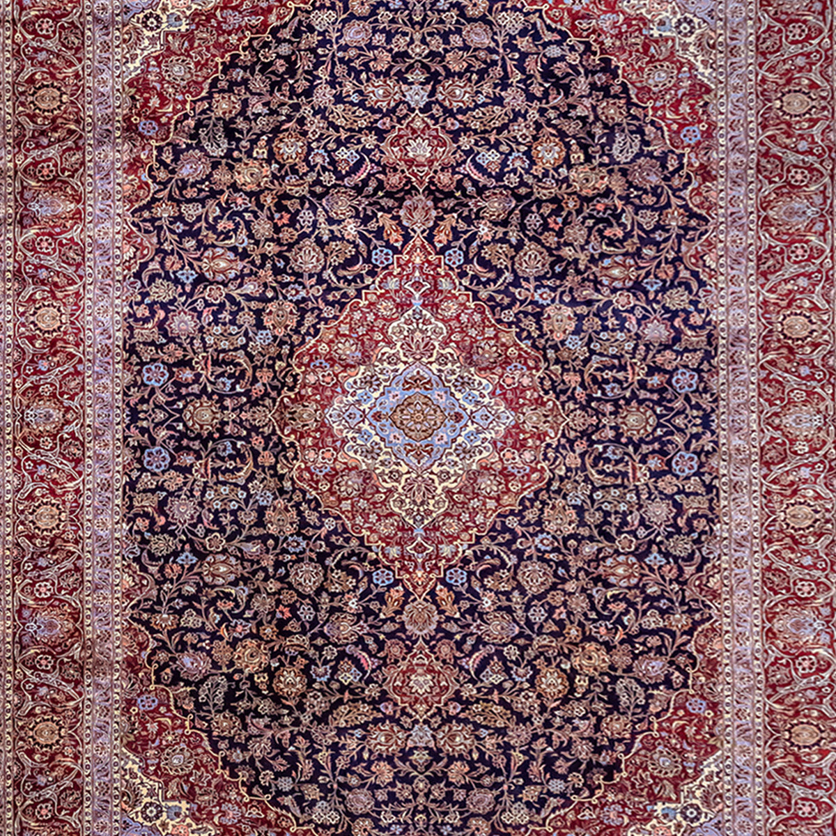 Fine Hand-Knotted Kashan Persian Lamb’s Wool Rug  305 x 420