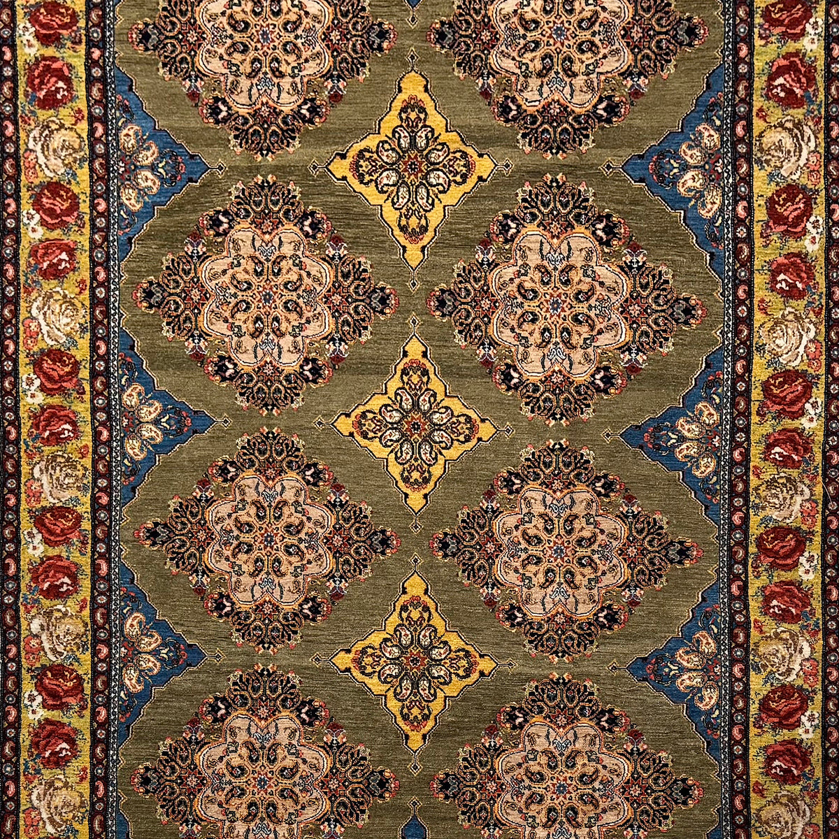 Fine Hand-Knotted Sanandaj Persian Rug 158cm x 238cm