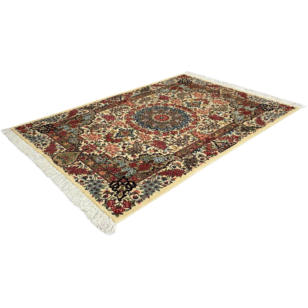 Fine Hand-knotted Wool Shahreza Persian Rug  102cm x 152cm
