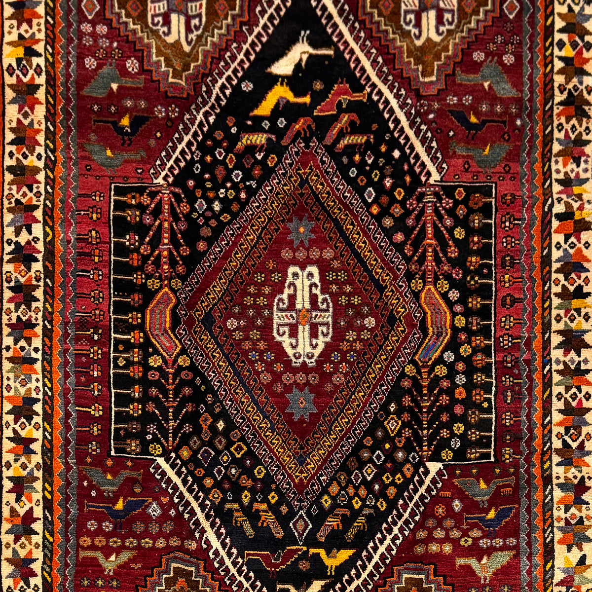 Authentic Hand-Knotted Shiraz Persian Rug 167cm x 273cm