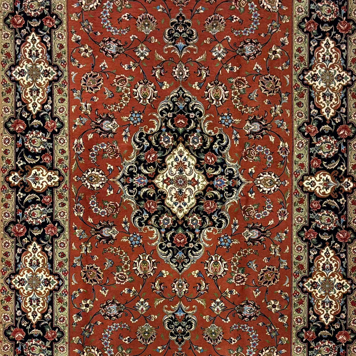 Fine Handmade Wool & Silk Qum Persian Rug 140cm x 207cm