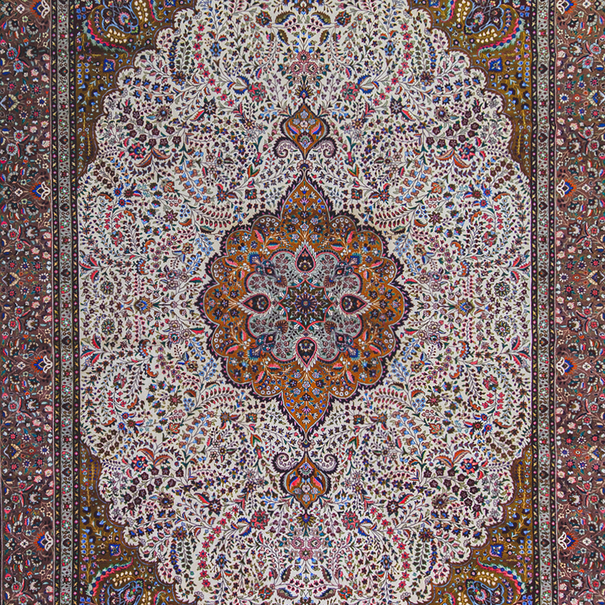Persian Tabriz Rug Hand-Knotted Wool Medallion Design 299cm x 394cm