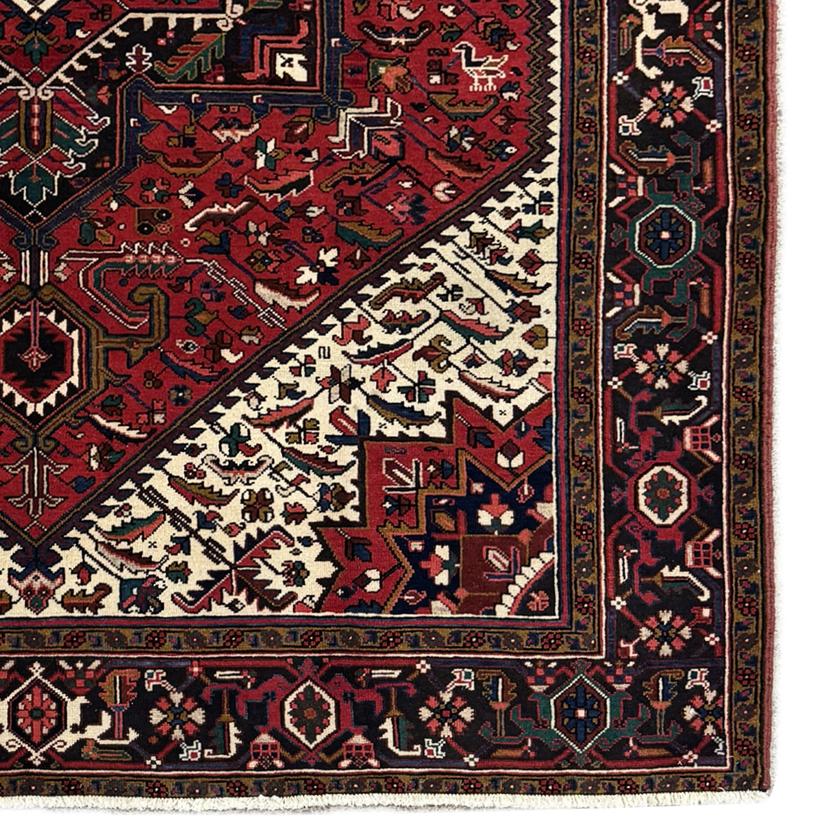 Fine Hand-knotted Wool (Gravan) Heriz Persian Large Rug  340cm x 245cm