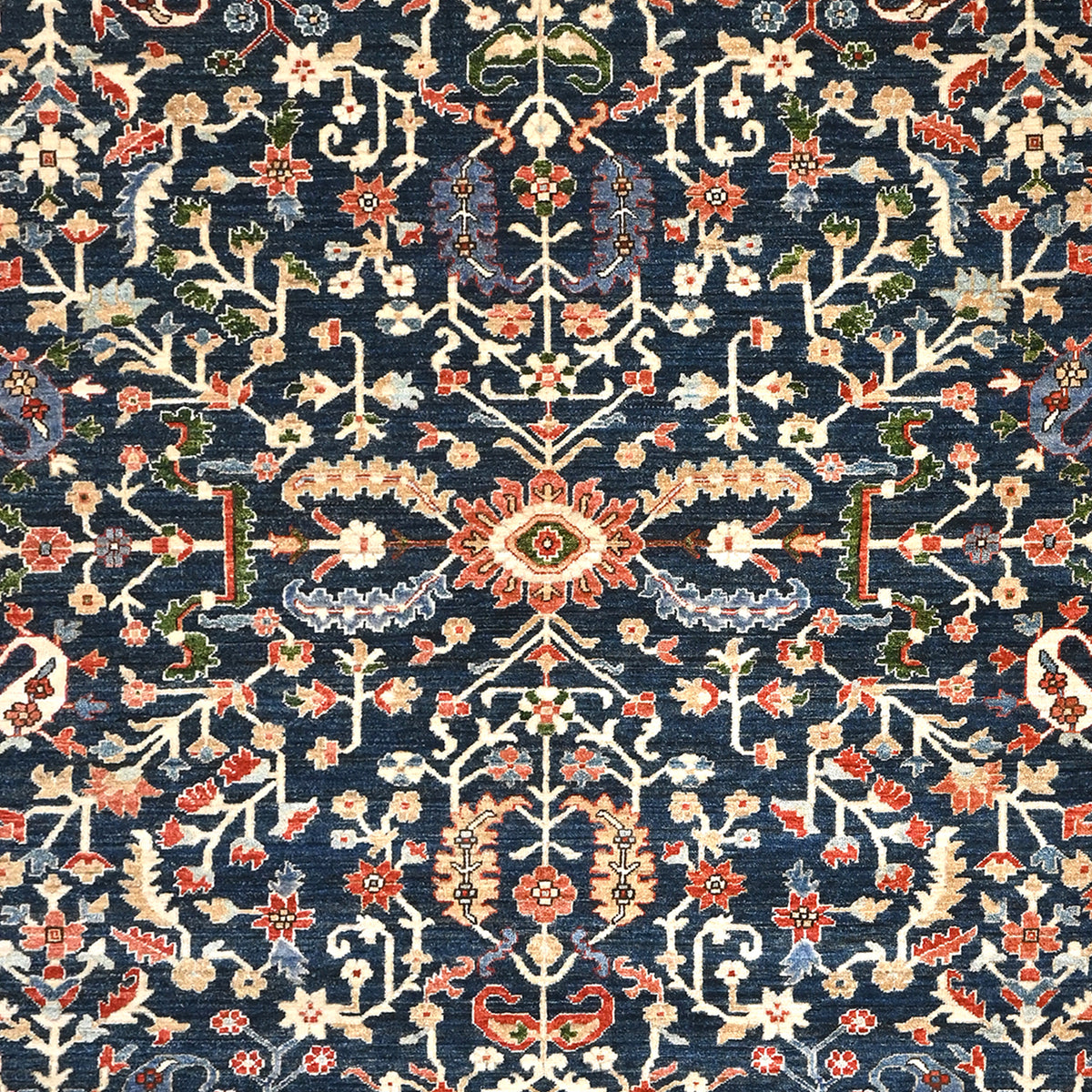Fine Hand-knotted Wool Rug 245cm x 298cm