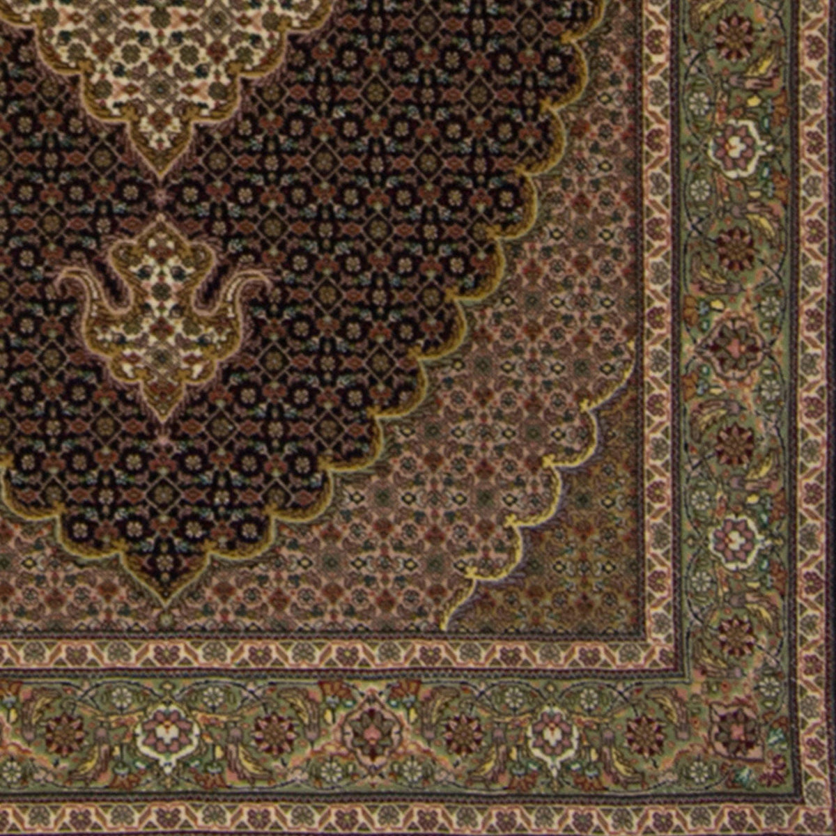 Persian Fine Hand-knotted Wool and Silk Tabriz-Mahi Rug 100 cm x 154 cm
