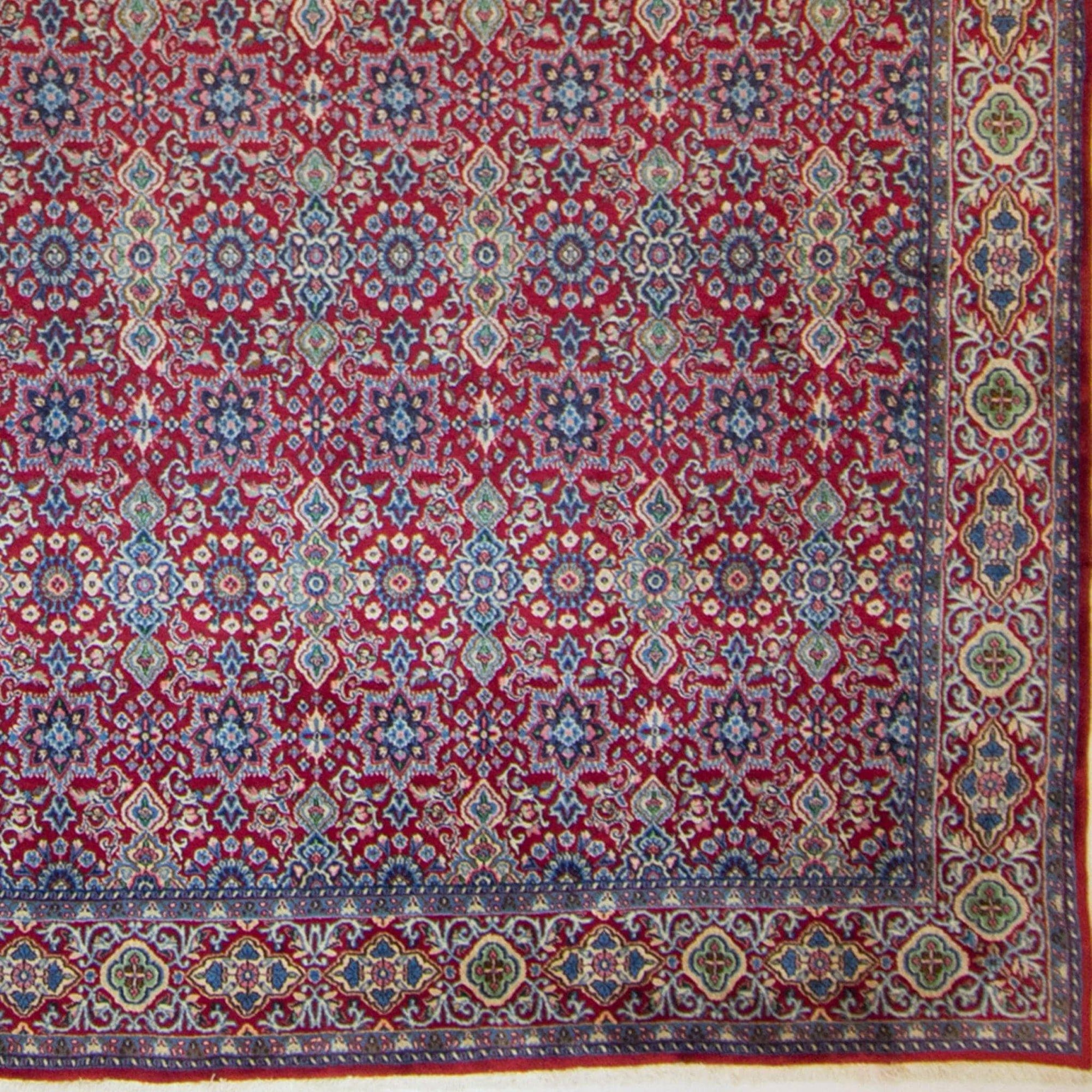 Fine Hand-knotted Wool Maud Persian Rug 254cm x 367cm