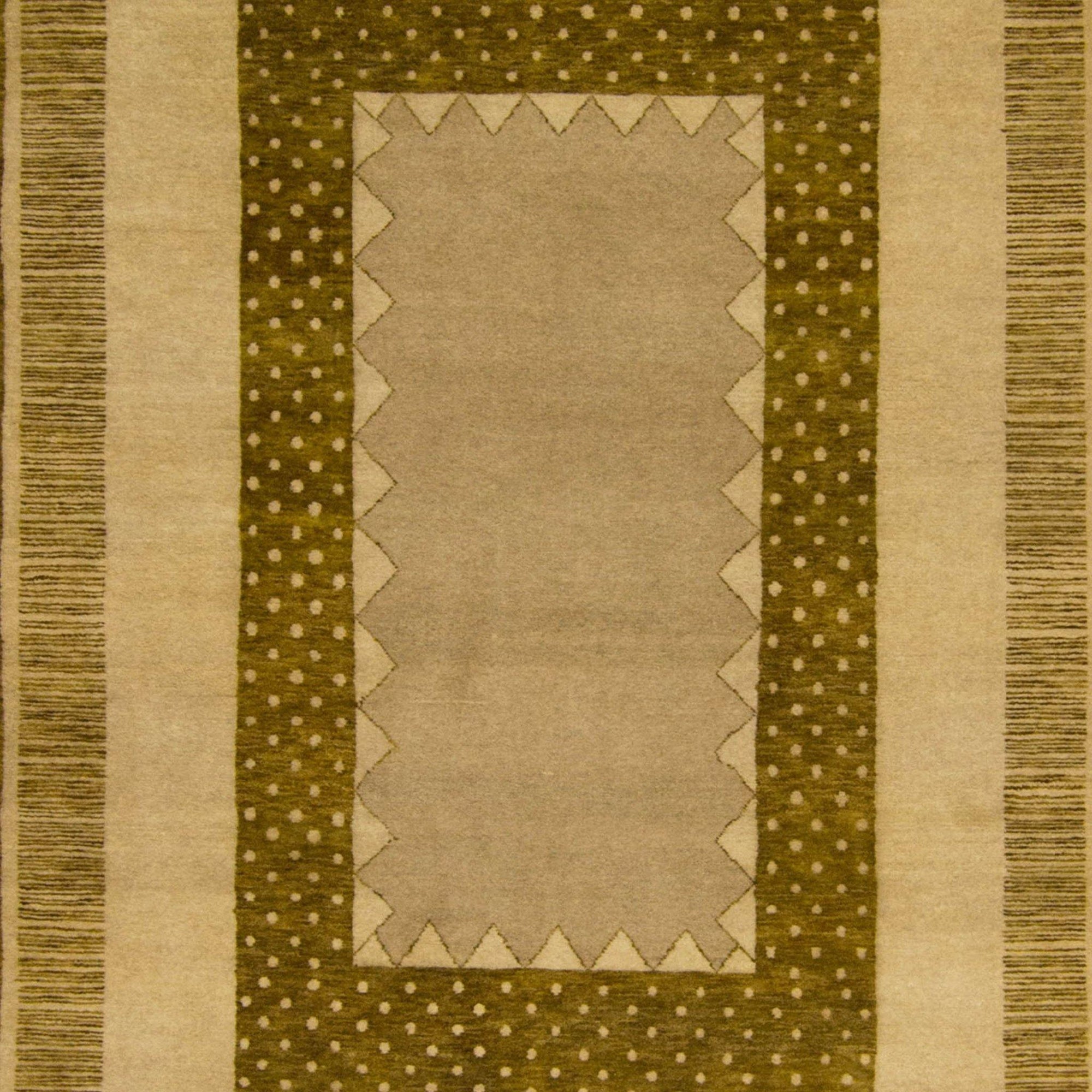 Fine Hand-knotted Wool Modern Rug 167cm x 229cm