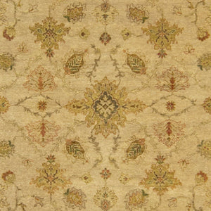 Fine Hand-knotted Persian Kashan Design Rug 241cm x 300cm