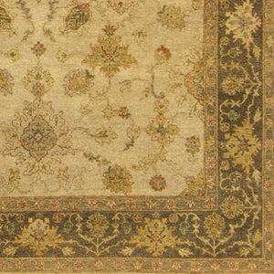 Fine Hand-knotted Persian Kashan Design Rug 241cm x 300cm