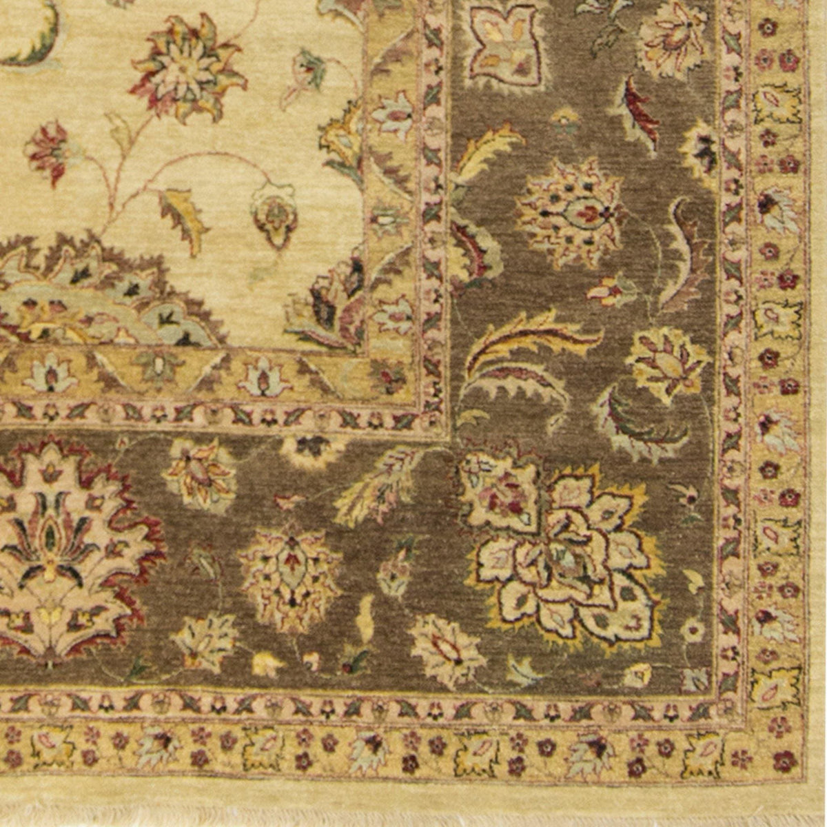 Fine Hand-knotted Zeigler Rug 244cm x 309cm