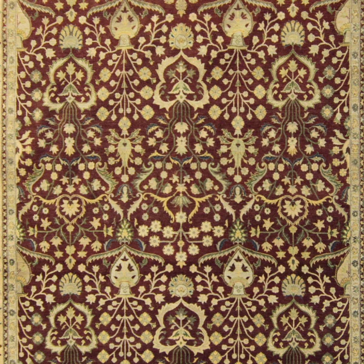 Fine Hand-knotted Wool Persian Rug 249cm x 320cm