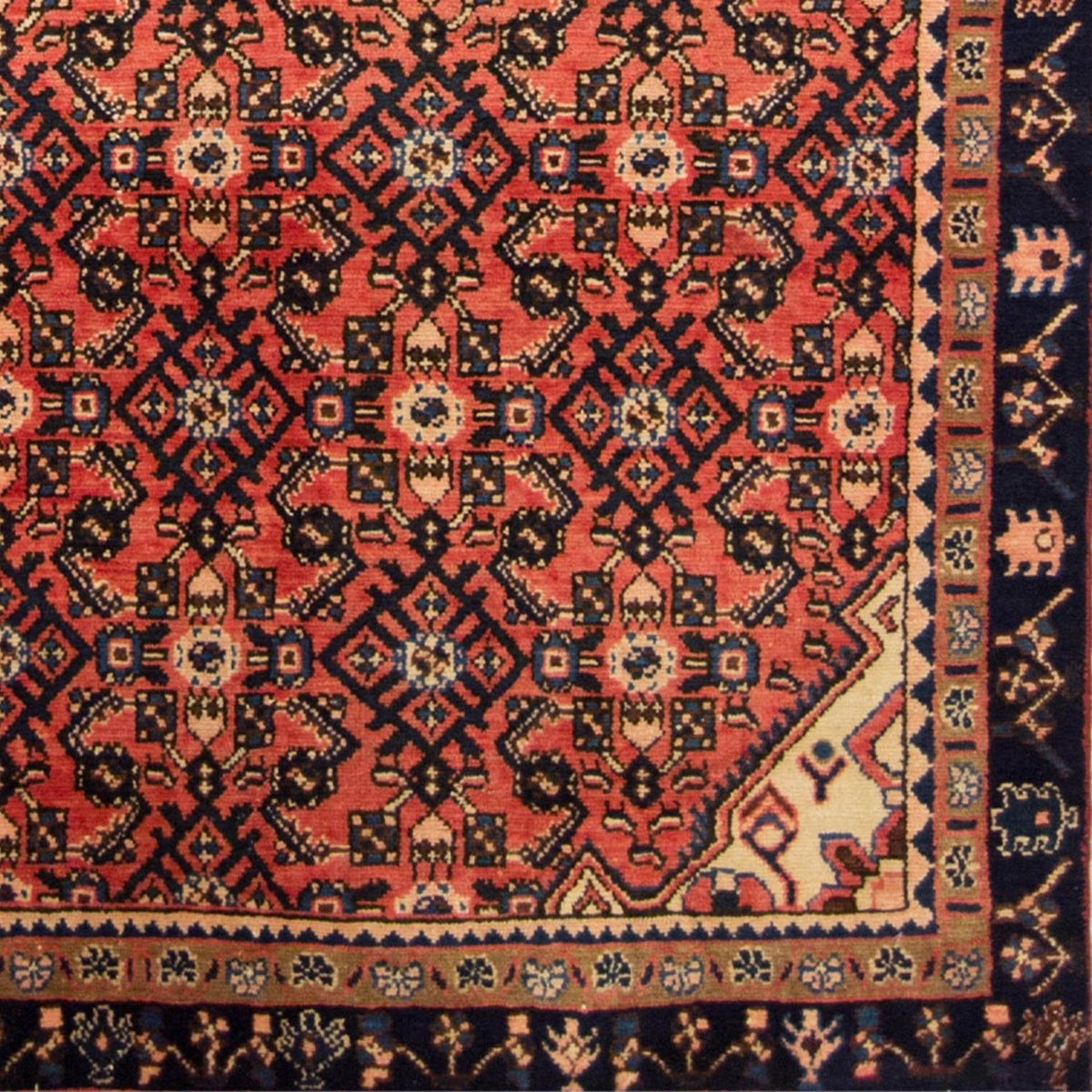 Fine Hand-knotted Wool Hamadan Persian Rug 146cm x 235cm