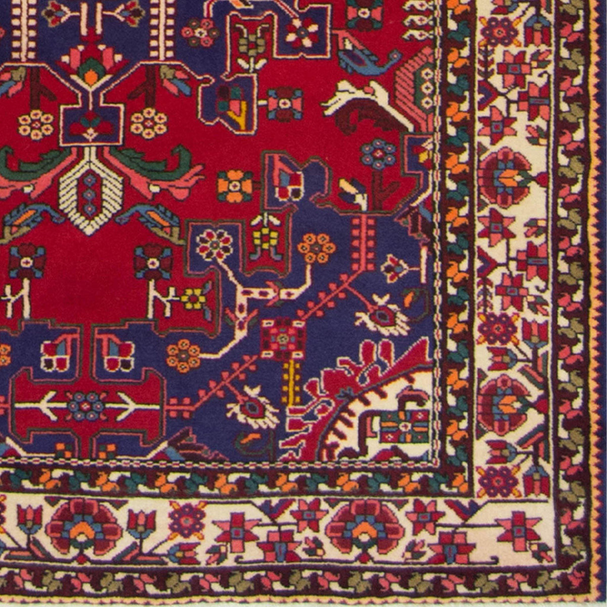 Authentic Hand-knotted Wool Persian Tafresh Rug 137cm x 202cm