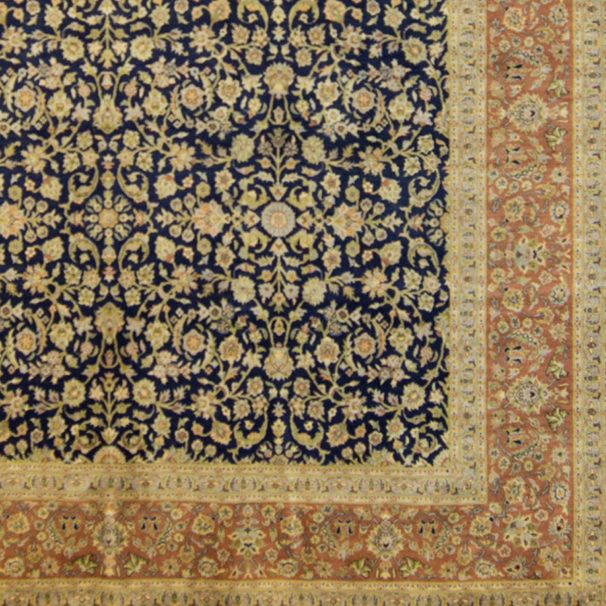 Super Fine Hand-knotted Saruk Rug 244cm x 315cm