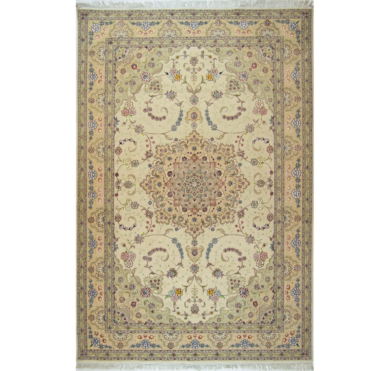 Fine Hand-knotted Wool &amp; Silk Tabriz Rug 183cm x 274cm | 40096