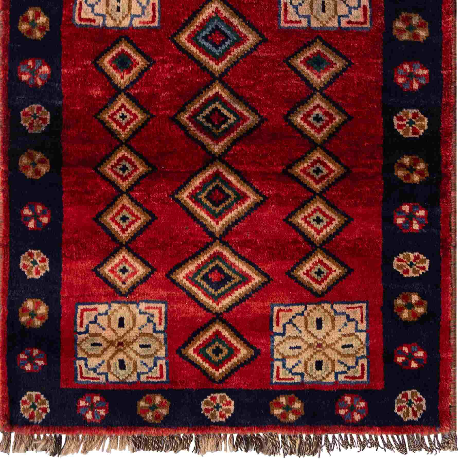 Hand-knotted 100% Wool Shiraz Persian Small Rug 120cm x 145cm