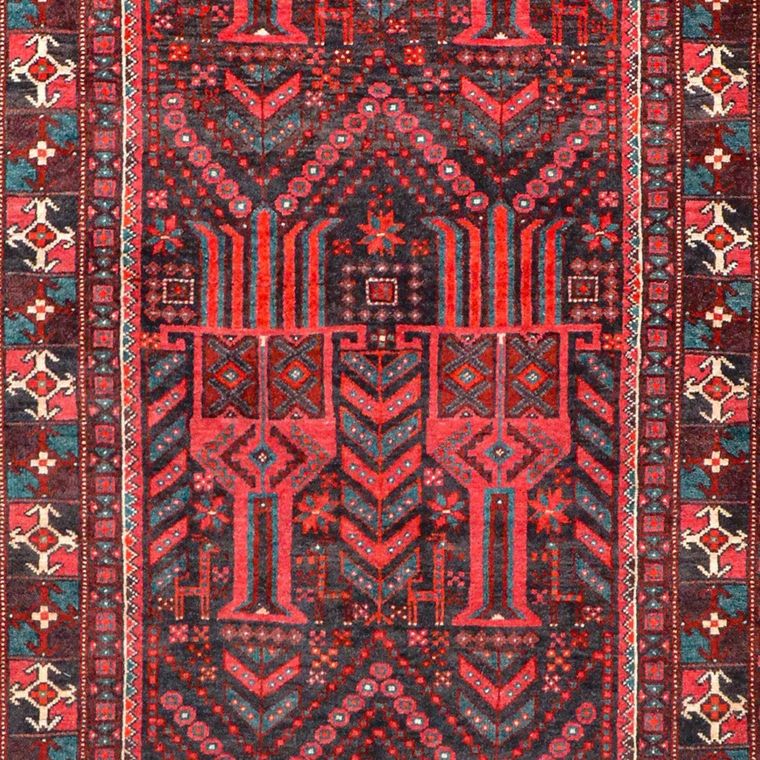 Fine Hand-knotted Persian Wool Baluchi | 21004