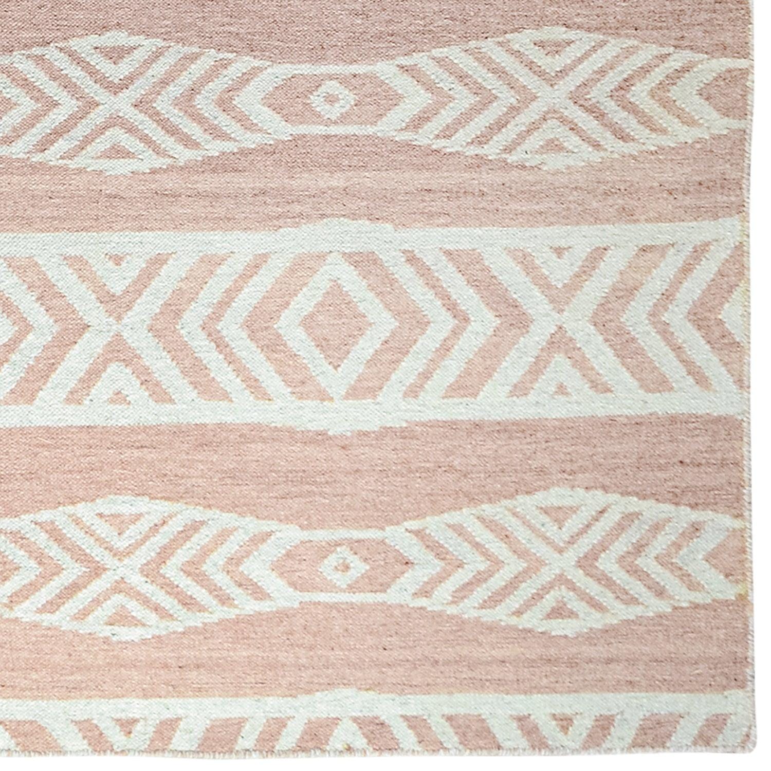 Eco - Friendly Indoor + Outdoor Pink Rug 152cm x 246cm