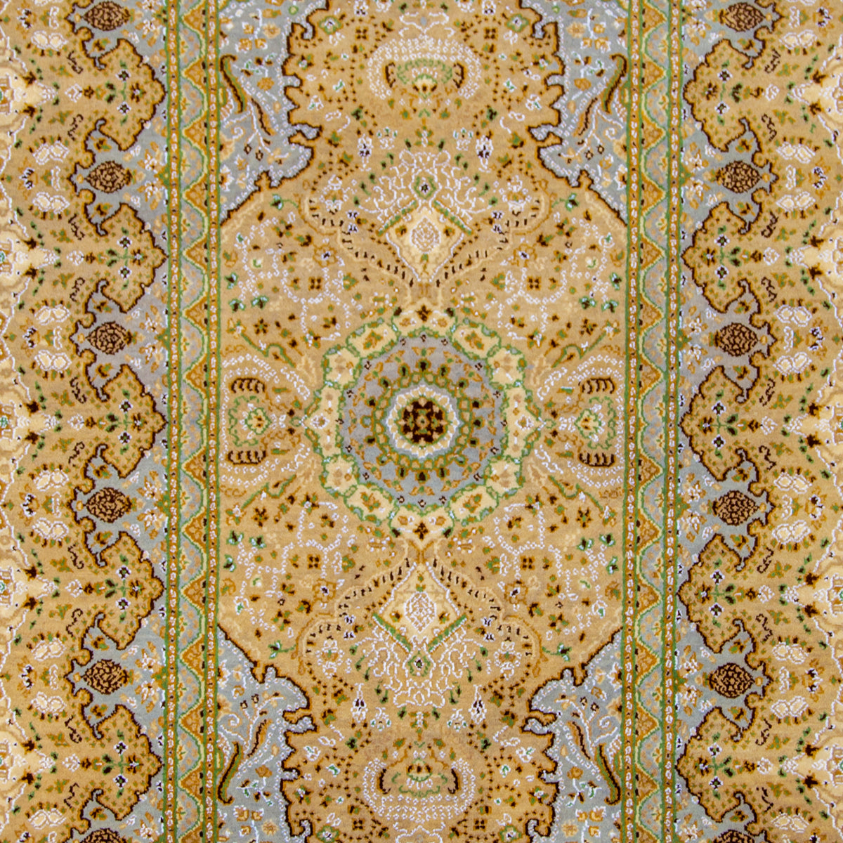 Fine Hand-knotted Wool &amp; Silk Traditional Small Rug 122cm x 183cm