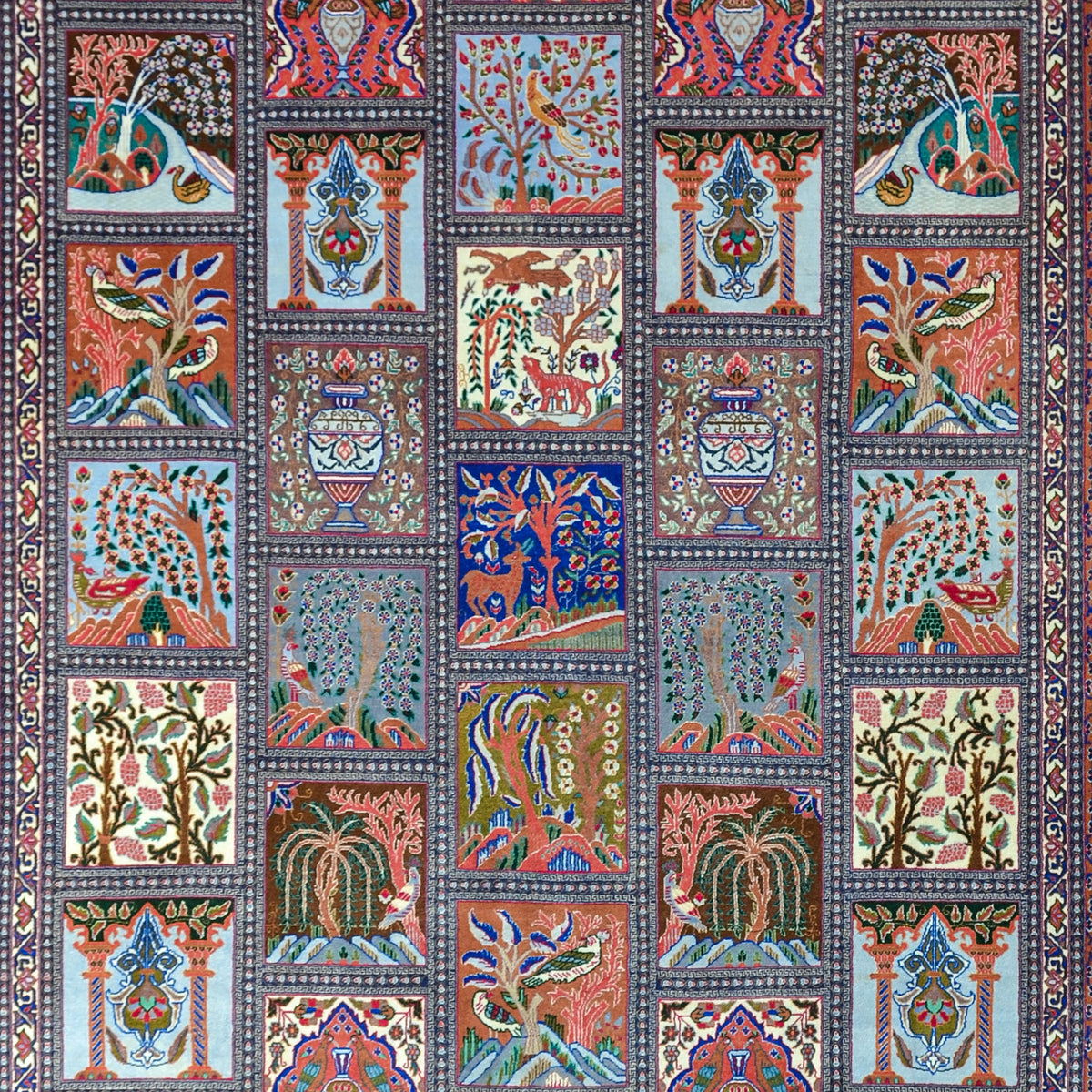 Fine Hand-knotted Wool Bakhtiari Persian Rug 300cm x 385cm