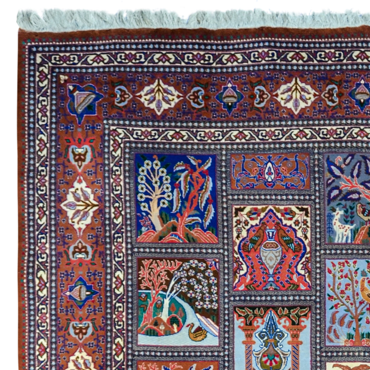 Fine Hand-knotted Wool Bakhtiari Persian Rug 300cm x 385cm