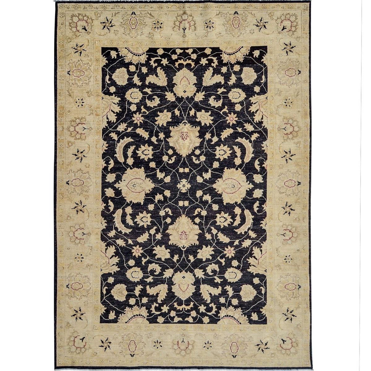 Fine Hand-knotted Wool Vintage Design Rug 198cm x 297cm