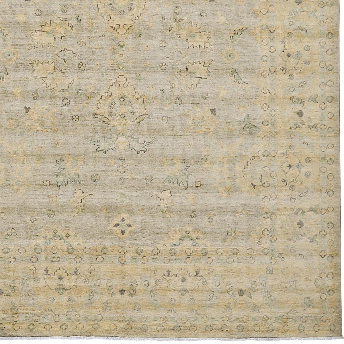 Fine Hand-knotted Chobi Rug 243cm x 297cm