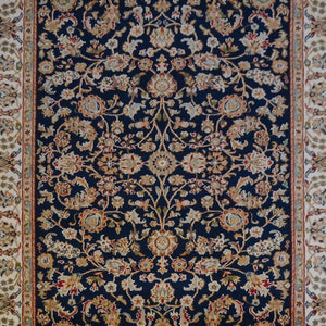 Fine Hand-knotted Wool & Silk Traditional Nain Rug 202cm x 300cm