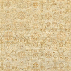 Fine Hand-knotted Vintage Wool Rug 248cm x 306cm