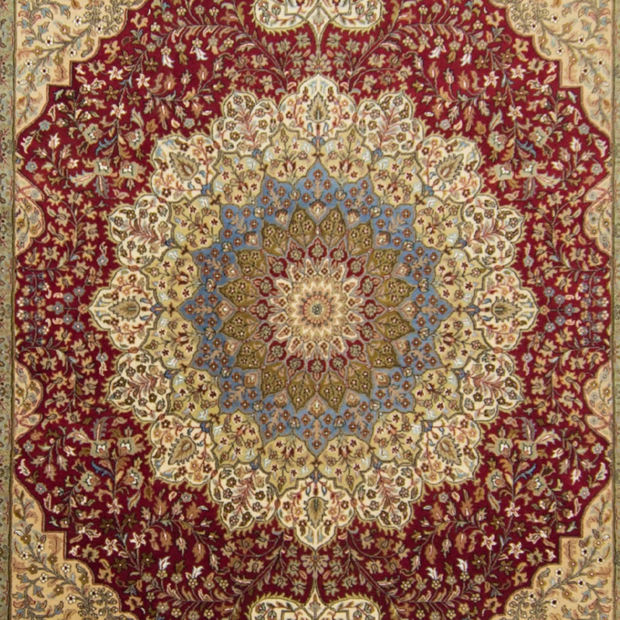 Fine Hand-knotted Wool and Silk Tabriz Design Rug 274cm x 363cm